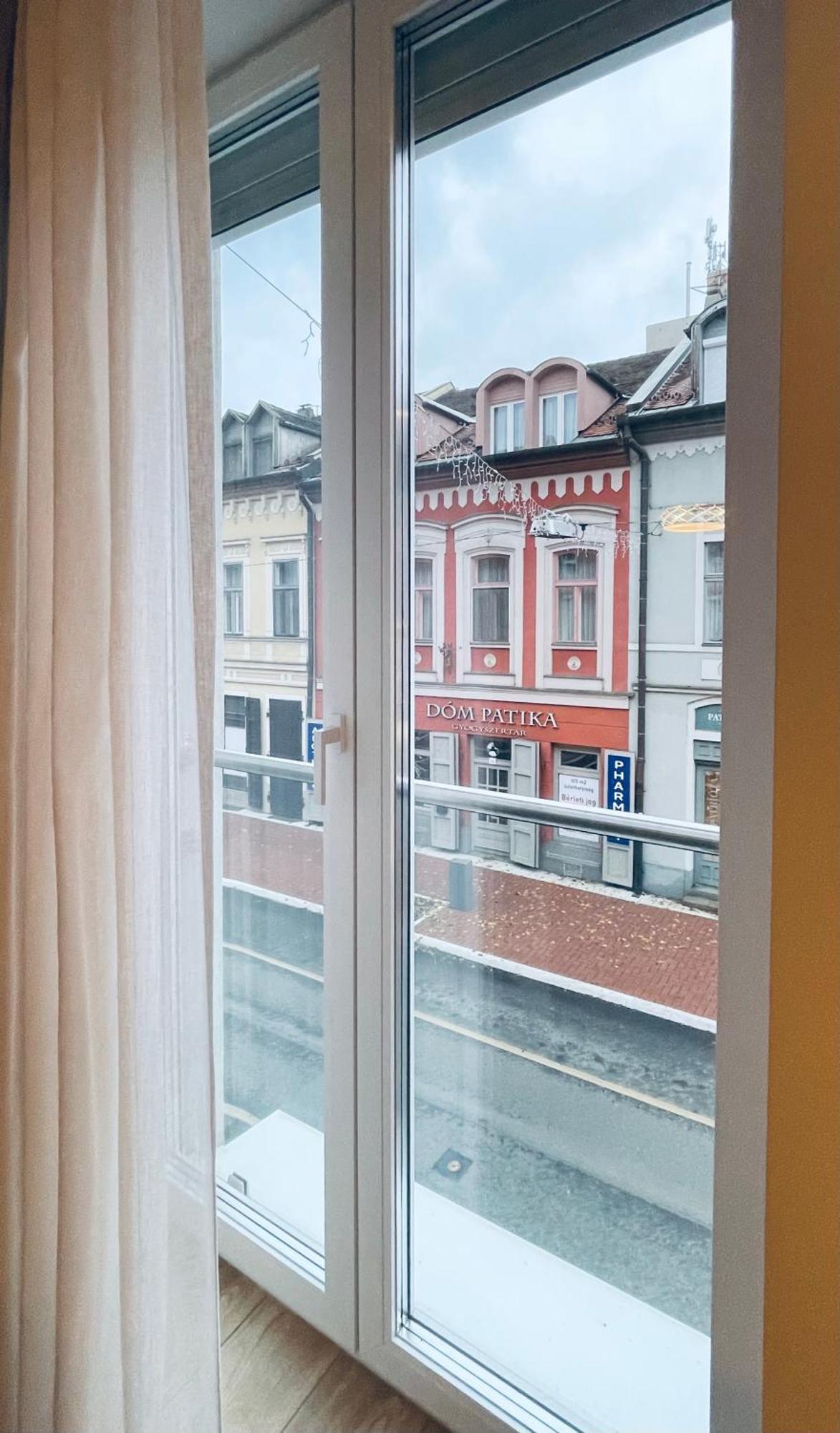 Apartment Cityluxandloft 2 Bestern Szeged